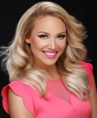 Jeanette Borhyová - Model and Slowaakse Miss Universe 2013